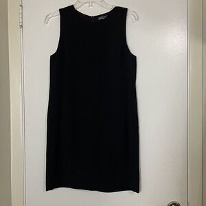 VINCE. Black sleeveless shift zip up leather trim dress size US 6
